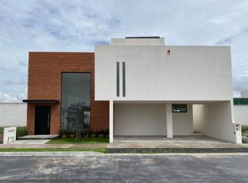 Casa de 4 habitaciones, Pachuca · Hermosa y Amplia Casa en Cardell Residencial