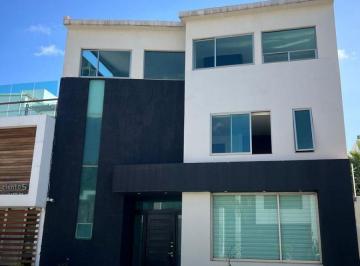 Casa de 4 habitaciones, Pachuca · Amplia Casa en Ex Hacienda La Luz