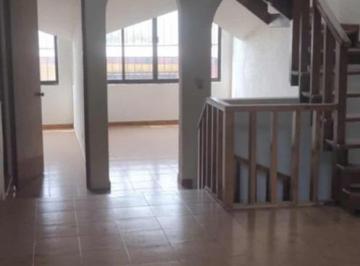 Casa · 300m² · 4 Recámaras · 2 Estacionamientos · Casa en Conjunto San Miguel con 4 Recámaras, Id:.