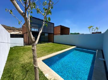 Casa en condominio de 2 habitaciones, Cuernavaca · ¡Casa Tipo Loft Industrial en Cuernavaca!