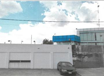 Edificio · 606m² · 8 Estacionamientos · Edificio en Renta Carretera Metepec - Zacango Km 5.6