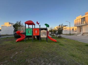 Terreno / Lote en Venta Punto Sur · Terreno en Venta en Punto Sur Este Frente, a Area Verde, Juegos Infantiles, Excelente Ubicación