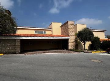1 · Casa en Venta en Sierra Alta, Monterrey, en Exclusiva Zona Residencial