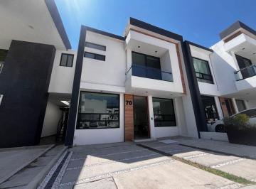 Casa de 3 habitaciones, Querétaro · Casa en Venta en Fray Junipero Serra | Amplitud + Amenidades