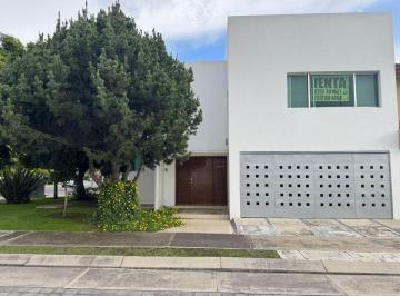 Casa de 3 habitaciones, Puebla · Casa en Renta Puerta Paraíso Atlixcayotl