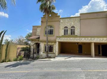 Casa de 4 habitaciones, San Pedro Garza García · Venta de Casa en Valle de San Ángel
