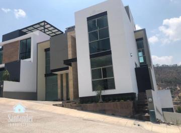 Casa de 4 habitaciones, Morelia · “exclusiva Casa Nueva en Venta Fracc. Privado Linda Vista”