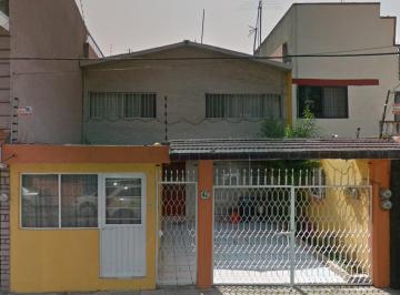 Casa de 3 habitaciones, Tlalnepantla de Baz · Amplia Casa en Remate Ubicada en Hab Prado Vallejo Tlalnepantla