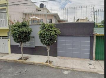 Casa de 4 habitaciones, Iztapalapa · Hermosa Casa en Venta de Remate en Iztapalapa, Cdmx