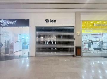 Local comercial , Zapopan · Local en Renta en La Gran Plaza