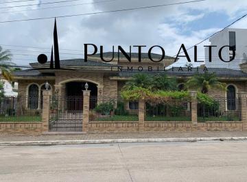 Casa · 650m² · 3 Recámaras · 3 Estacionamientos · Casa en Venta Fracc. Flamboyanes