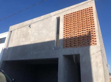 Casa de 3 habitaciones, Toluca · Casa con Excelente Diseño