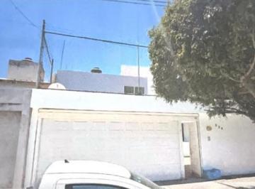 Casa · 224m² · 2 Recámaras · Casa en Venta en Las Arboledas, Celaya, Gto.
