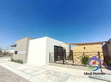 Casa · 250m² · 2 Recámaras · Casa en Venta en Tequisquiapan en Exclusivo Condominio Kintas con Alberca y Seguridad 24/7.