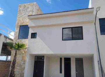Casa · 117m² · 3 Recámaras · Casa en Venta en Zerezotla