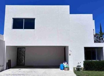 Casa · 275ha · 3 Recámaras · Casa en Venta en Cholula de Rivadabia