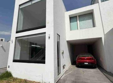 Casa · 3 Recámaras · Casa en Renta en Lomas de Angelópolis