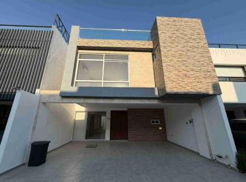 Casa · 128m² · 3 Recámaras · Casa en Venta en Lomas de Angelópolis