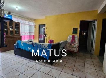 Casa · 200ha · 3 Recámaras · 1 Estacionamiento · Casa en Venta en San Felipe del Agua