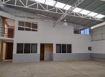 Bodega comercial · 350m² · 6 Estacionamientos · Bodega en Renta Av Pacífico