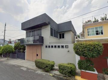 Casa de 3 habitaciones, Atizapán de Zaragoza · Casa en Venta en Cdad. López Mateos, Méx.