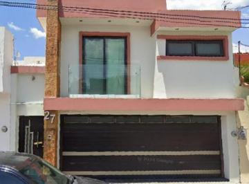 Casa de 3 habitaciones, Tepic · Casa de Recuperacion Bancaria