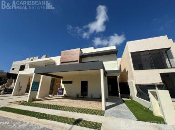 Casa · 431m² · 4 Recámaras · 2 Estacionamientos · Casa en Venta en Residencial Via Cumbres, Cancún