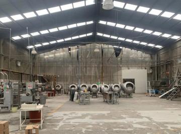 Bodega comercial · 2100m² · Bodega Industrial en Renta Lerma
