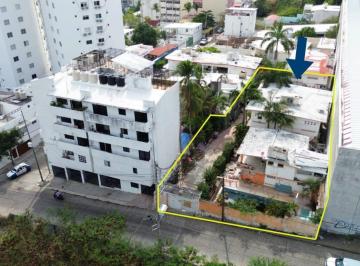 Casa · 1200m² · 20 Recámaras · 10 Estacionamientos · Casa en El Morro, Condominio Villa Roma