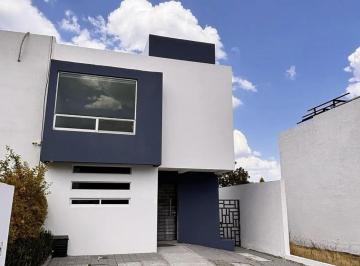 Casa · 170m² · 2 Recámaras · 2 Estacionamientos · Casa en Fraccionamiento Grand Juriquilla
