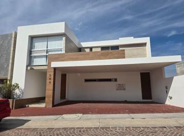 Casa de 4 habitaciones, Querétaro · Casa en Venta Juriquilla