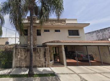 Casa de 3 habitaciones, San Pedro Tlaquepaque · Remate Hipotecario en San Pedro Tlaquepaque Altos Norte Cumbre del Nilo Av Rio Nilo