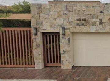 Casa de 3 habitaciones, Piedras Negras · Casa en Venta en Las Fuentes.