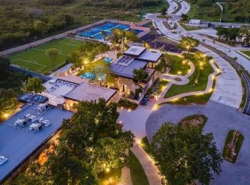 Terreno / Lote , Mérida · Terreno en Venta en Hacienda Kikteil