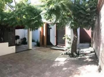 Casa · 375m² · 4 Recámaras · 2 Estacionamientos · Casa en Venta en Parque Terranova, Lomas de Angelópolis Ll