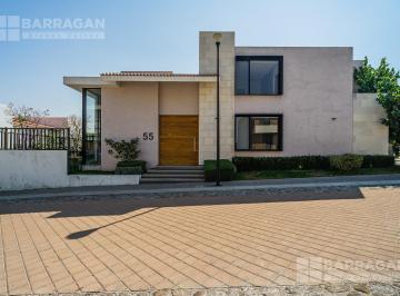 Casa · 360m² · 3 Recámaras · 2 Estacionamientos · Casa en Venta en Lomas de La Vista, La Vista Residencial