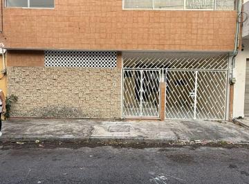Casa de 5 habitaciones, Veracruz · Casa en Renta con 5 Habitaciones, Una en Planta Baja, Fraccionamiento Reforma, Veracruz, Ver.