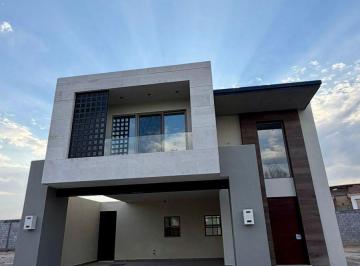 Casa de 3 habitaciones, Saltillo · Residencia en Venta en Monte Sabino Residencial – Saltillo Norte