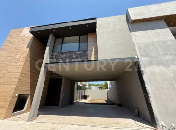 Casa · 261m² · 3 Recámaras · ¡Estrena Casa en Altares Residencial!