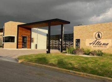 Casa de 3 habitaciones, San Pedro Cholula · Casa Nueva en Fracc Privado con Vigilancia, Areas Verdes, Gym, Salon de Eventos, Excelente Ubicacion.