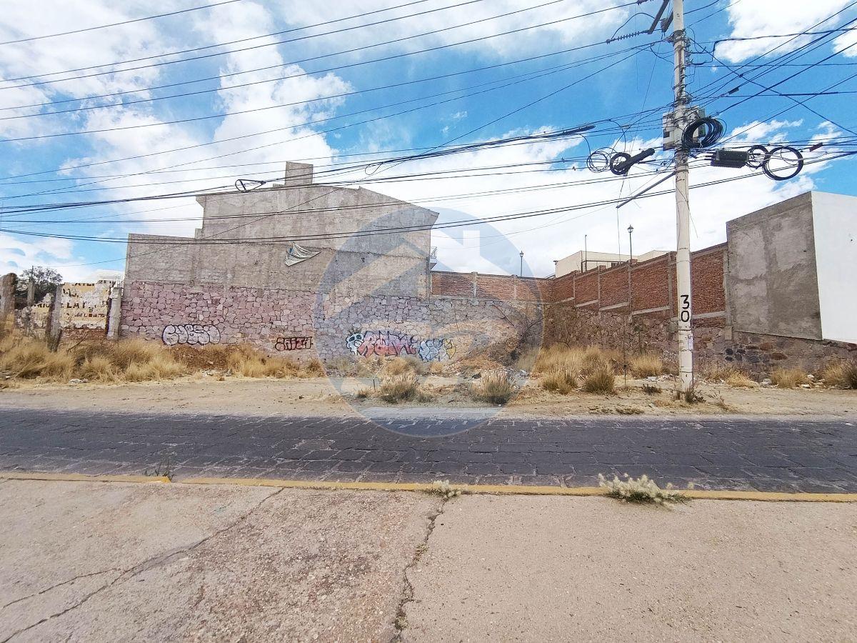 Lote Comercial en Venta/renta en La Lateral del Blvd. por El Servicio Colón y domino'S Pizza en Zac