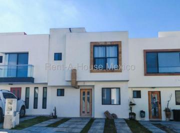 Casa de 3 habitaciones, El Marqués · Zibatá Casa Para Inversión en Venta de 3 Recamaras Go1017