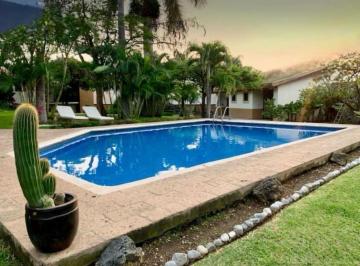 Casa · 661m² · 3 Recámaras · 4 Estacionamientos · Casa en Venta en Lomas de Cocoyoc