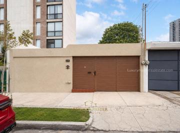 Casa · 309m² · 3 Recámaras · 2 Estacionamientos · Casa en Venta en Providencia de un Solo Piso