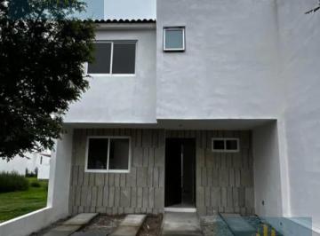 Casa · 135m² · 3 Recámaras · 2 Estacionamientos · Casa en Venta Residencial Ciudad Maderas