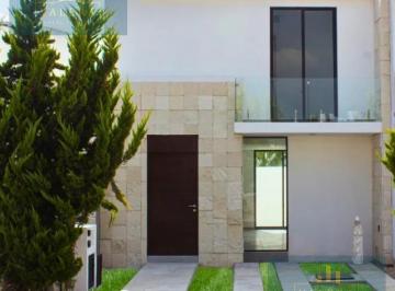 Casa · 110m² · 3 Recámaras · 2 Estacionamientos · Casa en Venta Residencial Ciudad Maderas