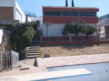 Casa en Venta de 6 habitaciones Colinas del Parque · Casa en Venta en Colinas del Parque