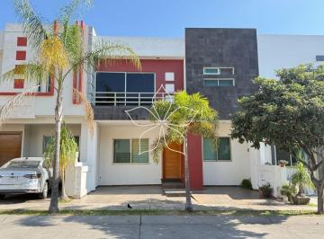 Casa de 4 habitaciones, Zapopan · Residencia en Venta Ubicada en La Cima, Zapopan