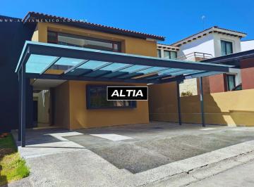 Casa · 511m² · 4 Recámaras · 4 Estacionamientos · Casa de Lujo en Venta Altozano Campo de Golf Morelia | 4 Recámaras | Jardín | 511 m² Construcción