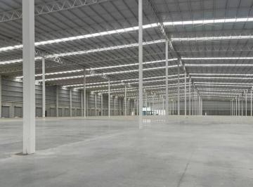 Bodega comercial · 13409m² · 42 Estacionamientos · Bodega Industrial de 13,409.48 m² en Renta
